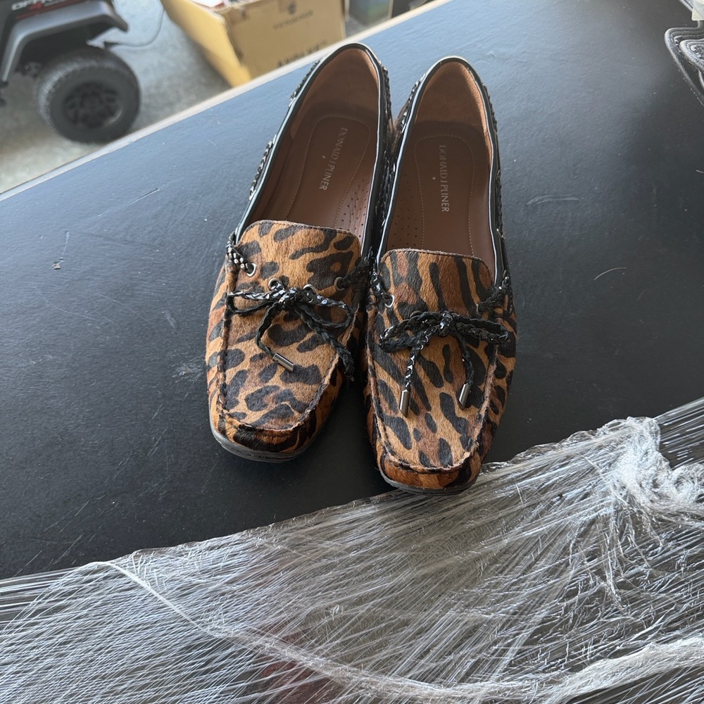 Donald J. Pliner Leopard Print Flats with Black Details